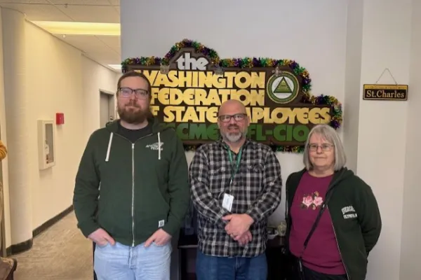 A picture of TESC SSSSU's 27-29 bargaining team