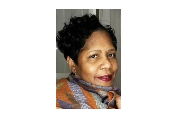 karen_e_johnson_photo_frame.png