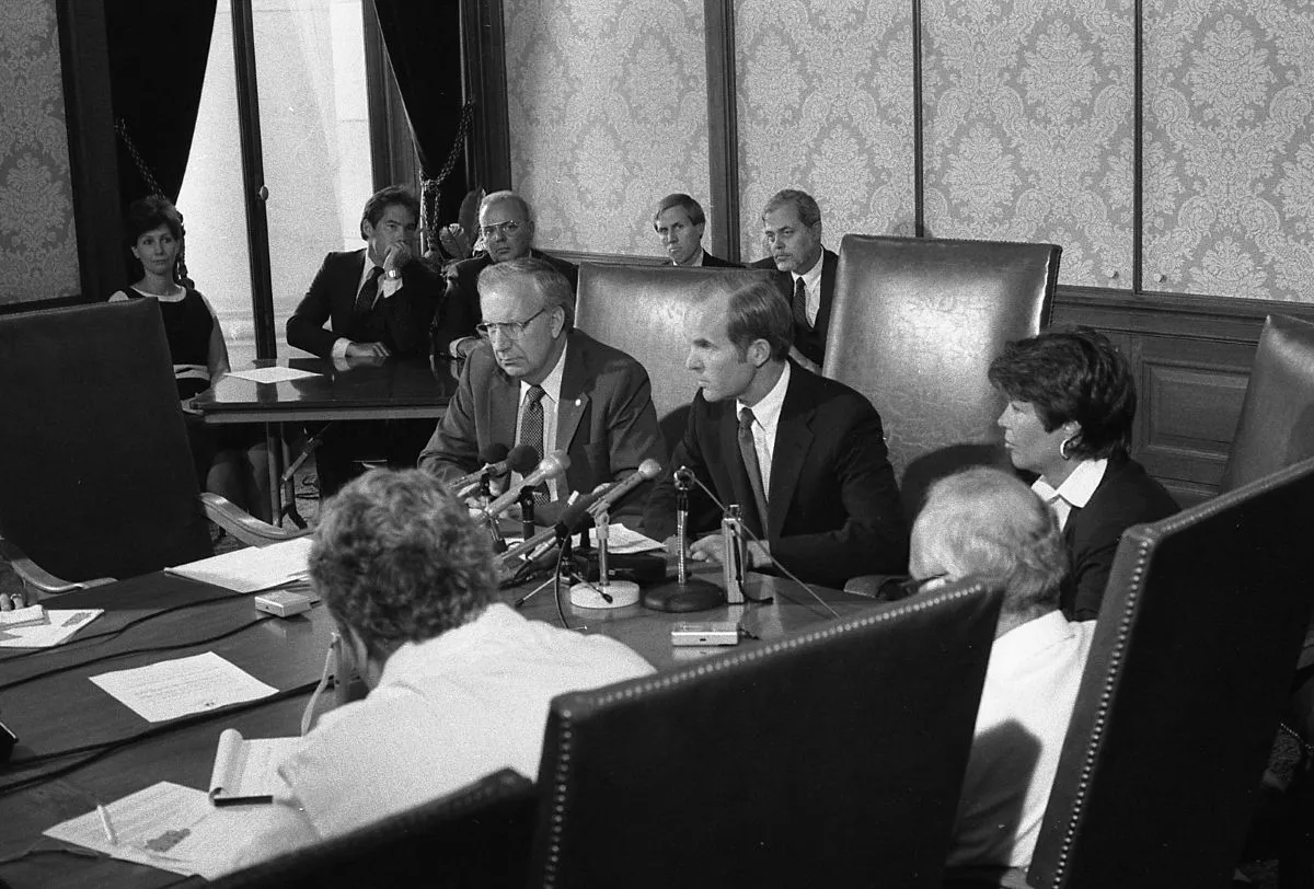 WFSE Executive Director George Masten with the Governor and the named plaintifs in the case.