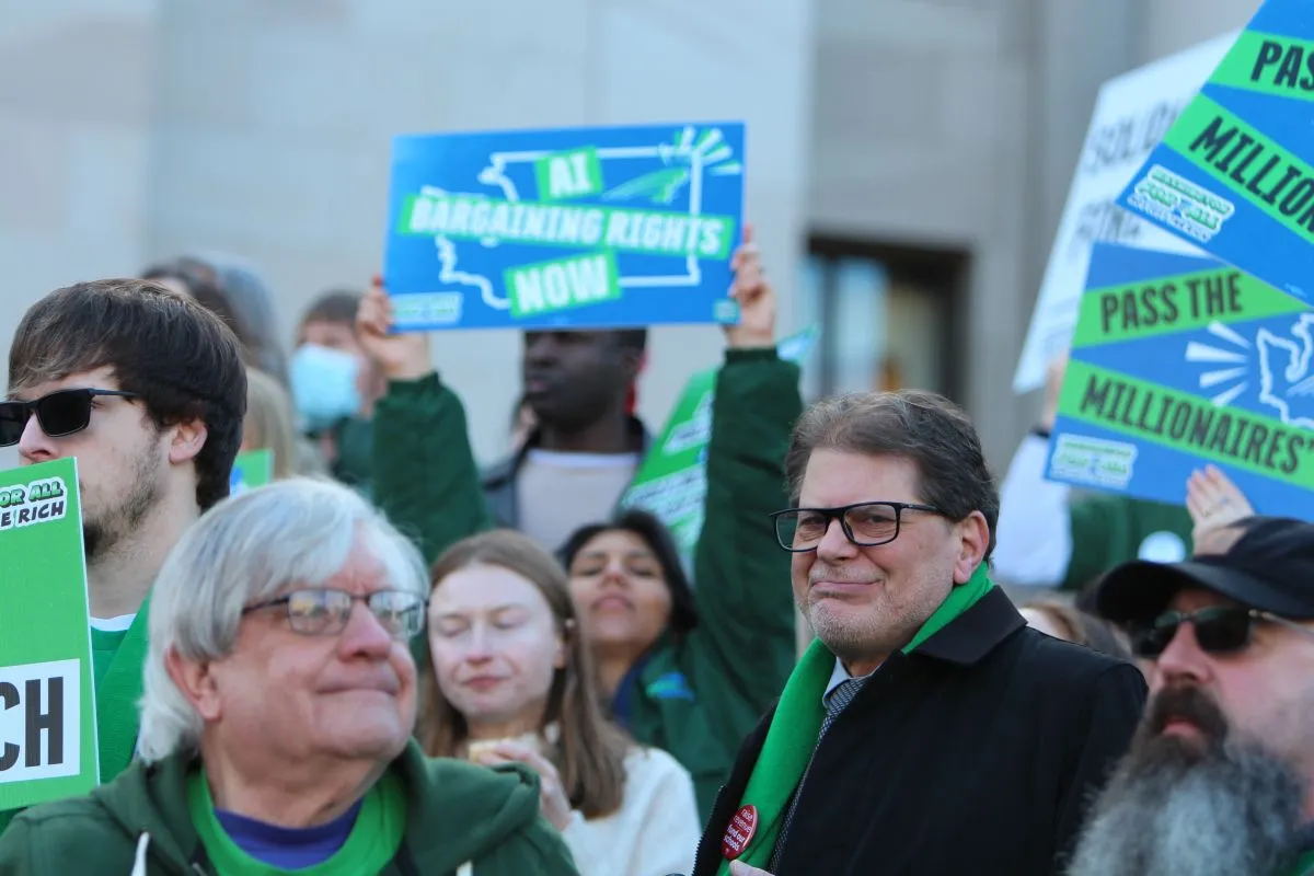 WFSE members rallying at the capitol on feb 10