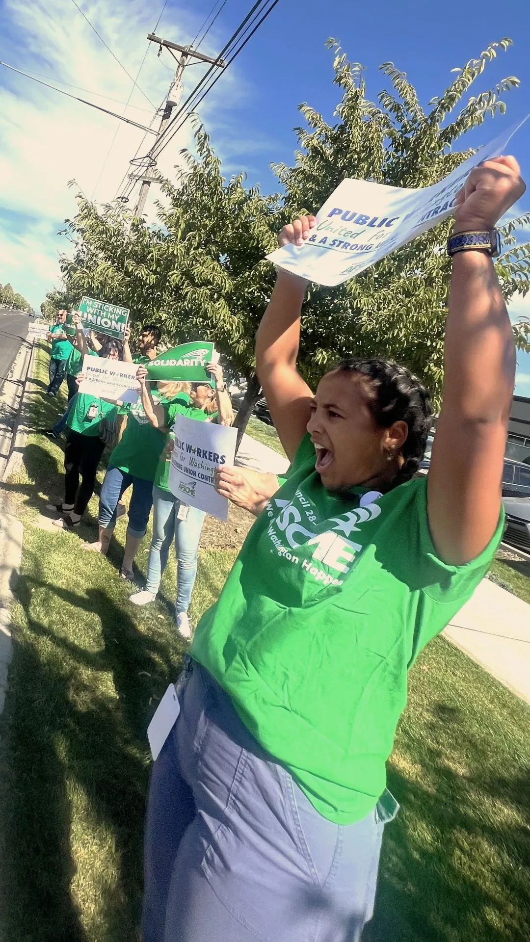 spokane member srally for fair contract