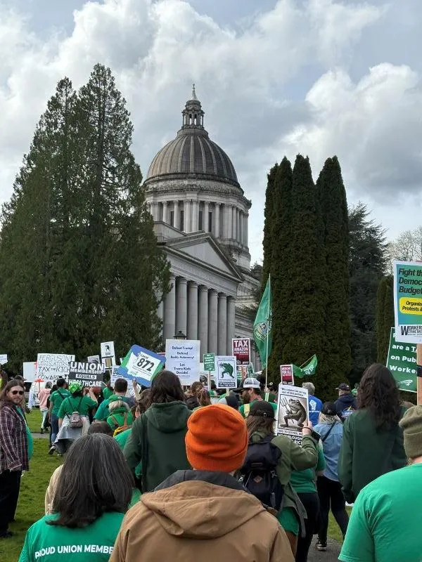 WFSE members march on the capitol