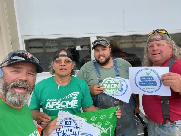 wsdot_bellingham_highway_maintenance_workers_-_07.22_unity_break_1.jpg
