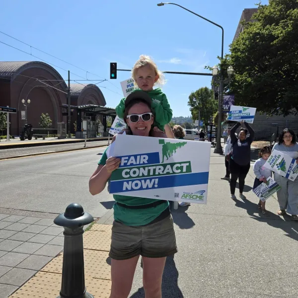 WFSE members walking out