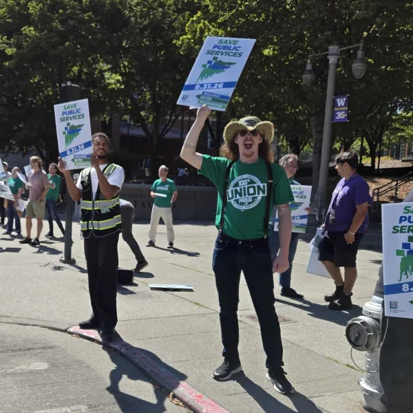 WFSE members walking out